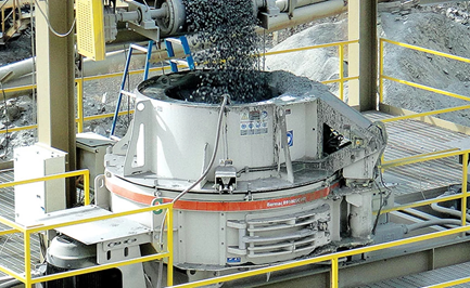 Sand making machine